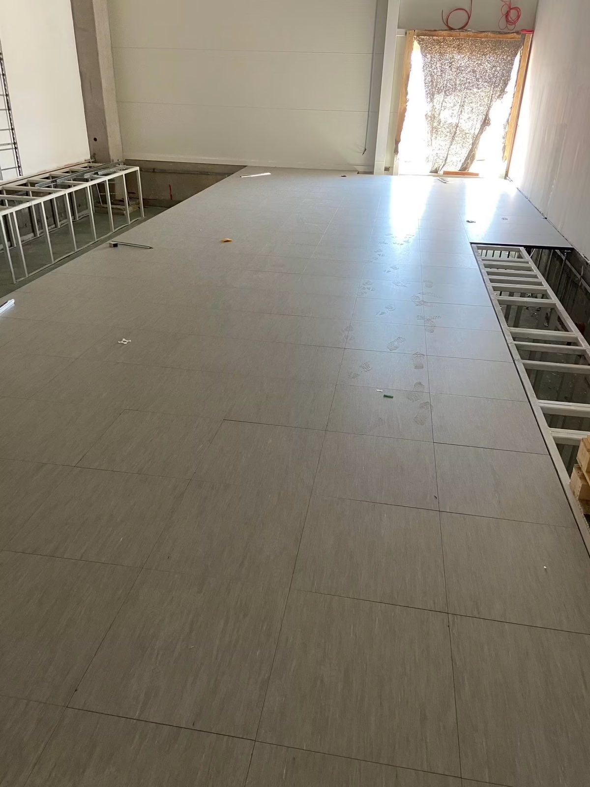 Монтаж в дата център